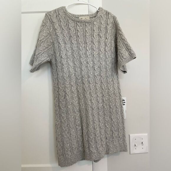 For Love & Lemons KNITZ Snow Day Oversized Sweater Grey - Picture 2 of 6